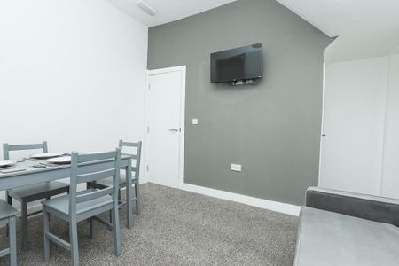 5 bedroom terraced house to rent - Photo 2