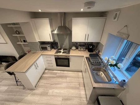 High Street, Olney, MK46 - Photo 5