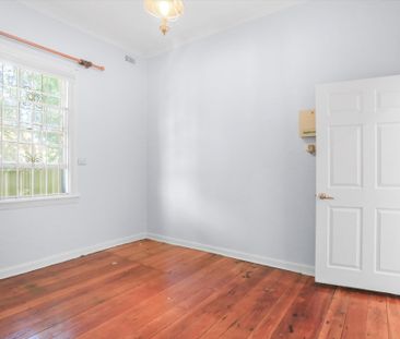 Spacious 3-Bedroom Family Home with Inground Pool - Photo 1