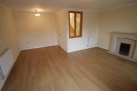 4 bedroom house to rent - Photo 2