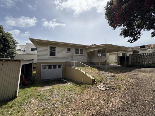 Beach Living - Photo 1