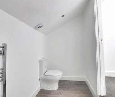 3 bedroom flat to rent - Photo 4 | Rentumo