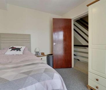 Fourth Street, Portsmouth, PO1 - Photo 3