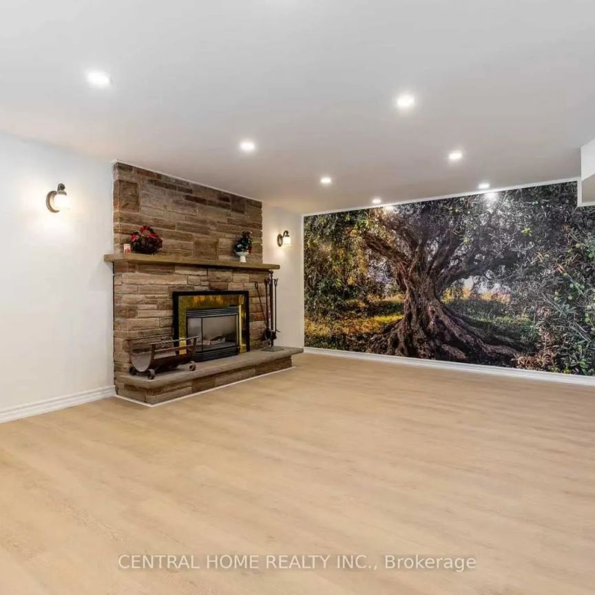 12 SCARDEN AVENUE - Photo 1