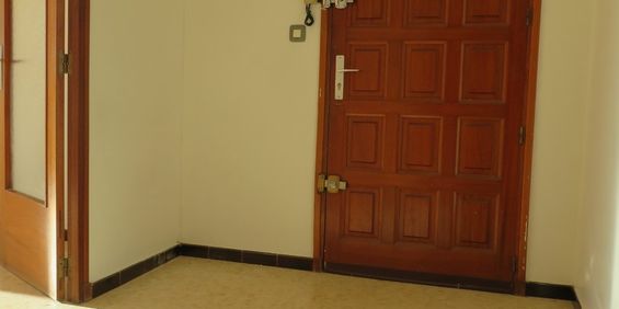 T3+GARAGE 545€ H.C St-Cesaire Nîmes, 71m² - Photo 3