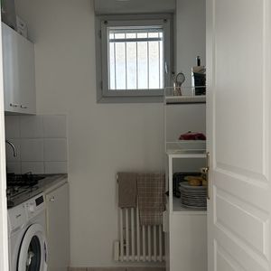 Location Appartement 1 pièce 23m² LYON 8ème - Photo 2