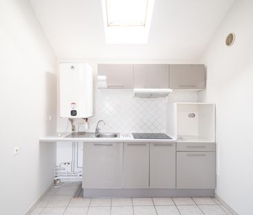 Location Appartement 2 pièces 43m² MONTELIMAR 26200 - Photo 2