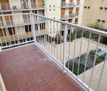 Location Appartement 2 pièces 40m² AVIGNON 84000 - Photo 5