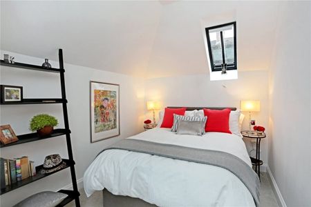 3 bedroom detached house to rent - Photo 3