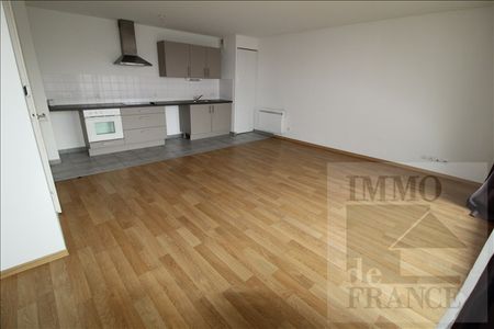 Location Appartement 3 pièces 71m² - Photo 5
