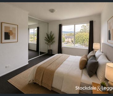 2 Story Delight - Photo 3