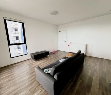 2 bed 2 bath-1306 - Photo 3