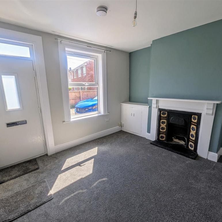 2 bedroom house to rent - Photo 1