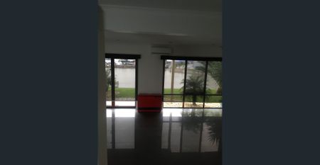 Leasing Patterson Lakes Townhouse – 4BR, Pets Allowed, $975/Week from 2026 - Photo 2