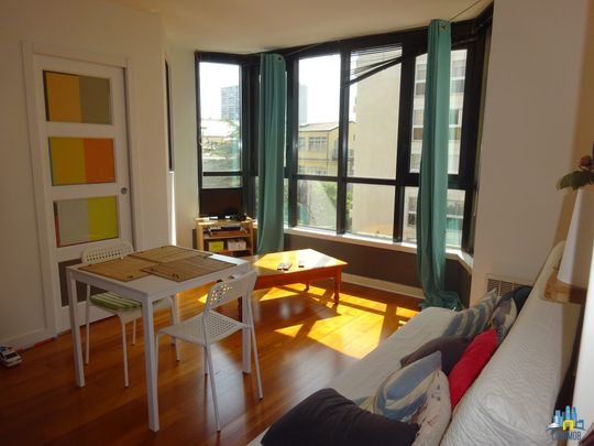 Location Appartement 2 pièces 41m² COURBEVOIE 92400 - Photo 1