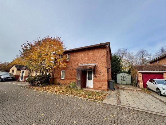 4 bedroom detached house to rent - Photo 1