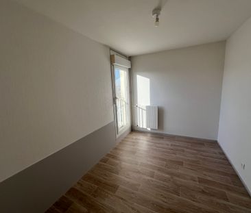 Location - Appartement T3 - 68 m² - Audincourt - Photo 3