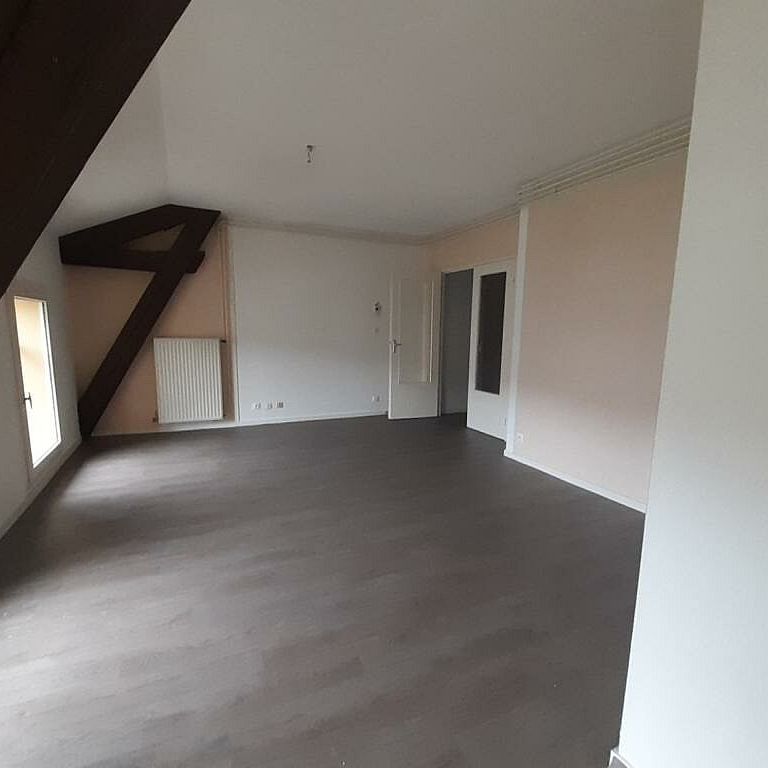 COURS APPARTEMENT T2 - Photo 2