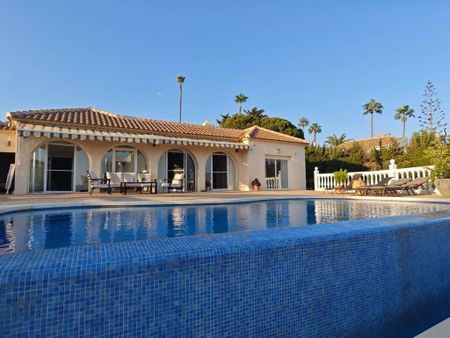 4 room luxury Villa for rent in Mijas, Spain - Photo 3