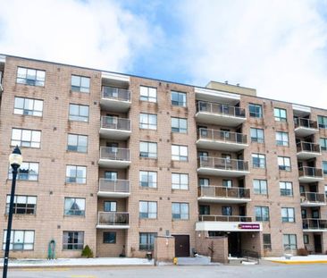 Lindsay and Parker Towers Apartments | 45 Bredin Parkway, Orangeville - Photo 1