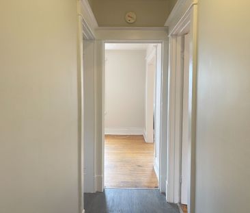 For Lease - 985 Main Street Unit# 3, Hamilton, Ontario - Photo 4