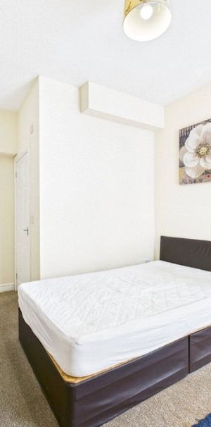 Lowther Road, Doncaster, South Yorkshire, DN1 - Photo 1