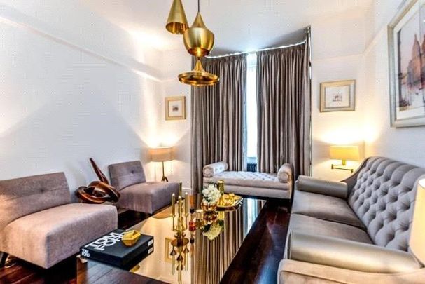 4 bedroom end of terrace house to rent - Photo 1