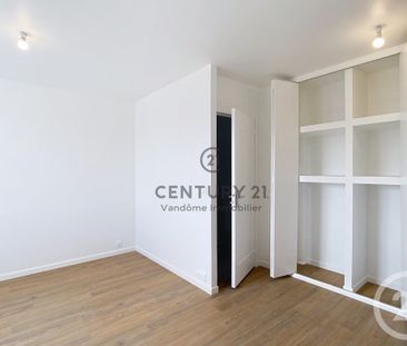 Location Appartement 1 pièce 22m² CREPY EN VALOIS 60800 - Photo 2