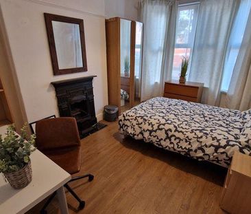 5 bedroom terraced house to rent - Photo 6