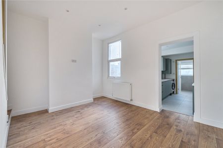 Scotland Green Road, EN3, Enfield - Photo 4