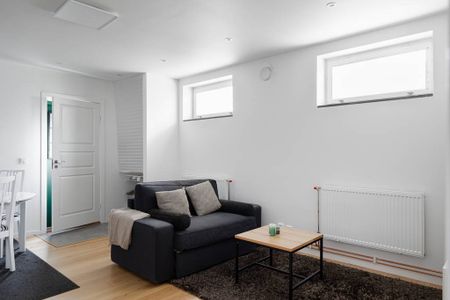 Fjällnäsgatan, Vällingby - Photo 3
