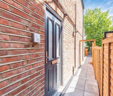 996 High Road - Photo 2