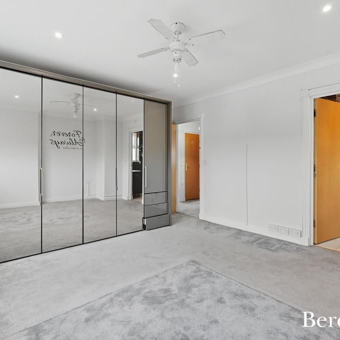 4 bedroom detached house to rent - Photo 1