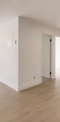 1 room apartment of 73m² in Montreal - Photo 2