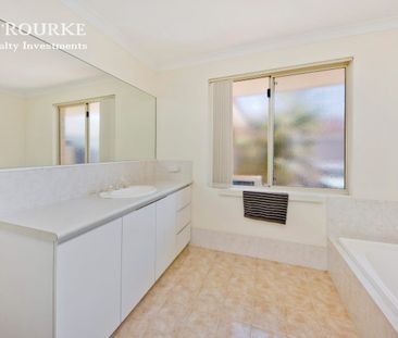 Well Presented Three Bedroom Villa in the Heart of Innaloo - Photo 5