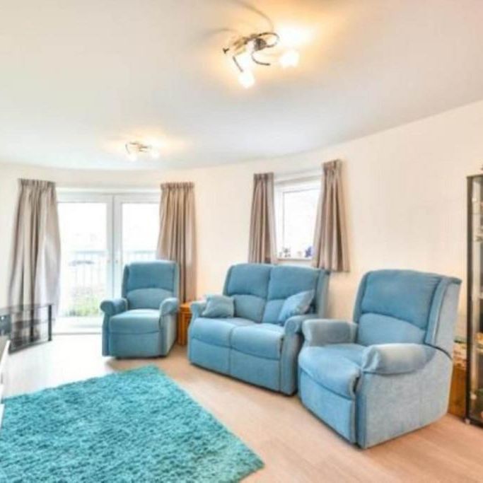 2 bedroom flat to rent - Photo 1