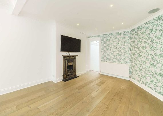 Garratt Lane, SW18 4DX, London - Photo 1