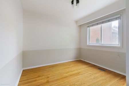 For Lease - 106 Main Street Unit# main floor, Toronto, Ontario - Photo 4