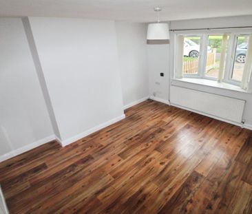 2 bedroom terraced house to rent - Photo 4