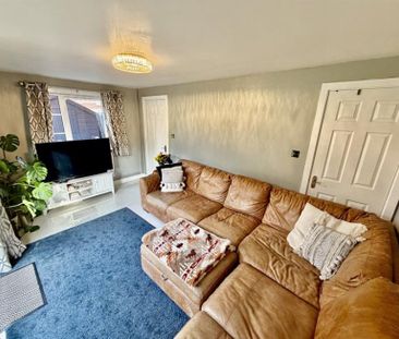 3 Bedroom Semi Detached To Let - Photo 4