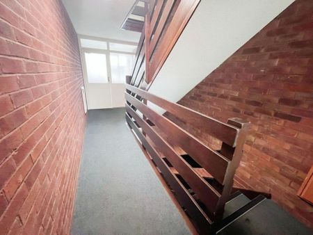 1 bedroom semi-detached house to rent - Photo 5