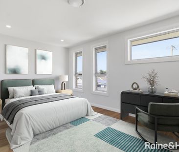 Modern 4-Bedroom Family Home! - Photo 2