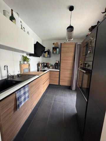 Location Appartement 3 pièces 68m² MITTELHAUSBERGEN 67206 - Photo 3