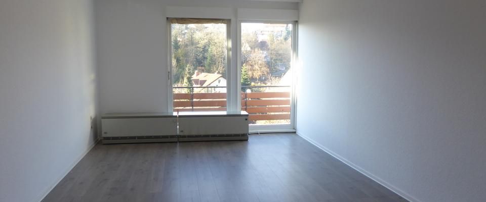 Erdgeschosswohnung in ruhiger Sackgasse mit großem Garten und traumhaftem Burgblick! - Photo 1