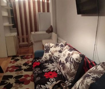 Aparatorii patriei etaj 3 turnu magurele - Fotografie 1