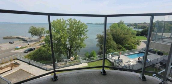 LOGEMENT 3½ BORD DU FLEUVE - Photo 2