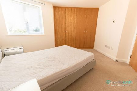 2 bedroom apartment to rent - Photo 4