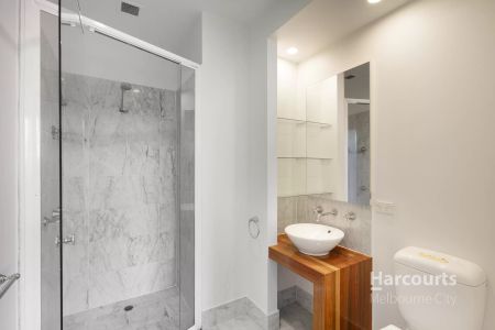 Urban Splendour - Fresh Interior! - Photo 4