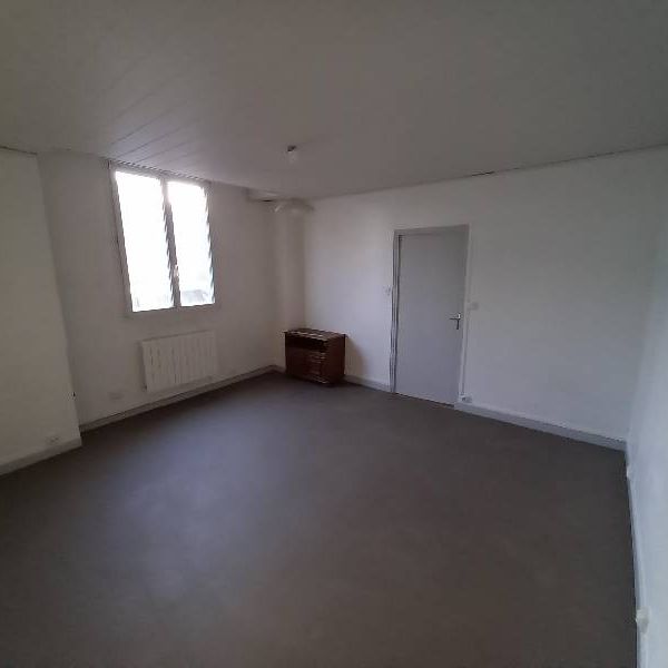 Appart F1bis 32m² (réf 2128029) - Photo 1