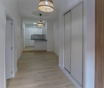 Alquiler de piso en Centro - Photo 2